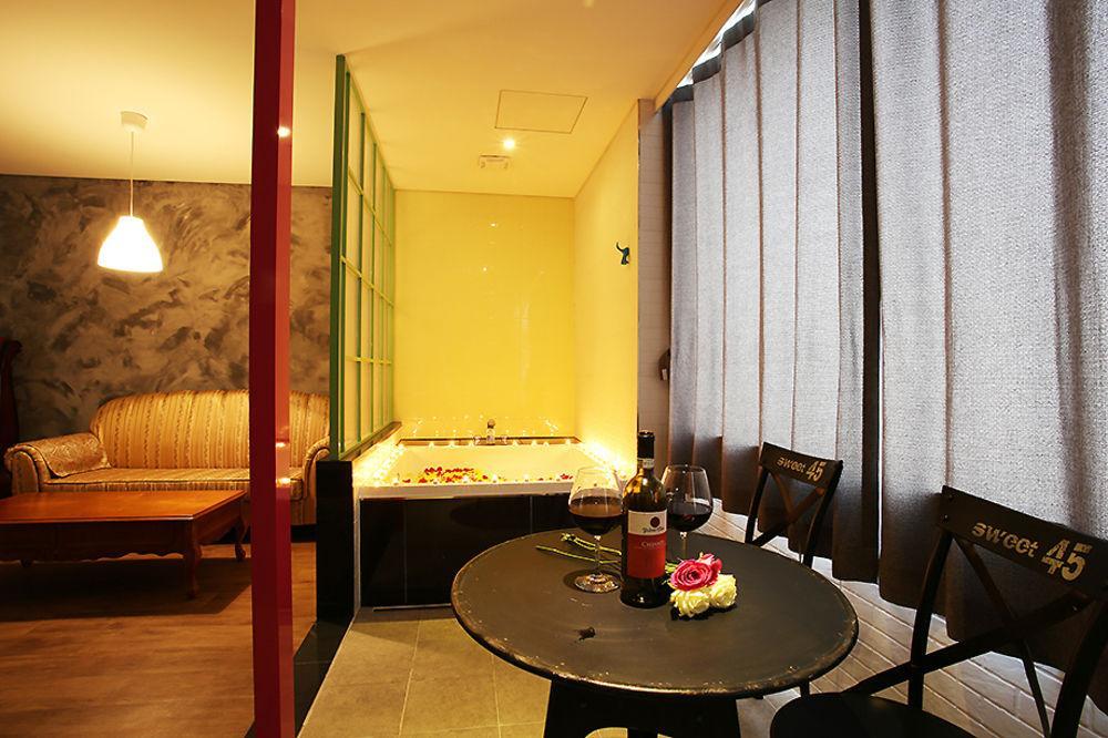 K City Hotel Seoel Buitenkant foto